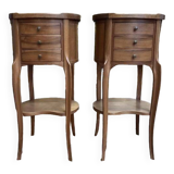 Paire de tables de chevets de style Louis XV - Transition en noyer