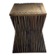 Tabouret coffre en teck naturel brun et noir.