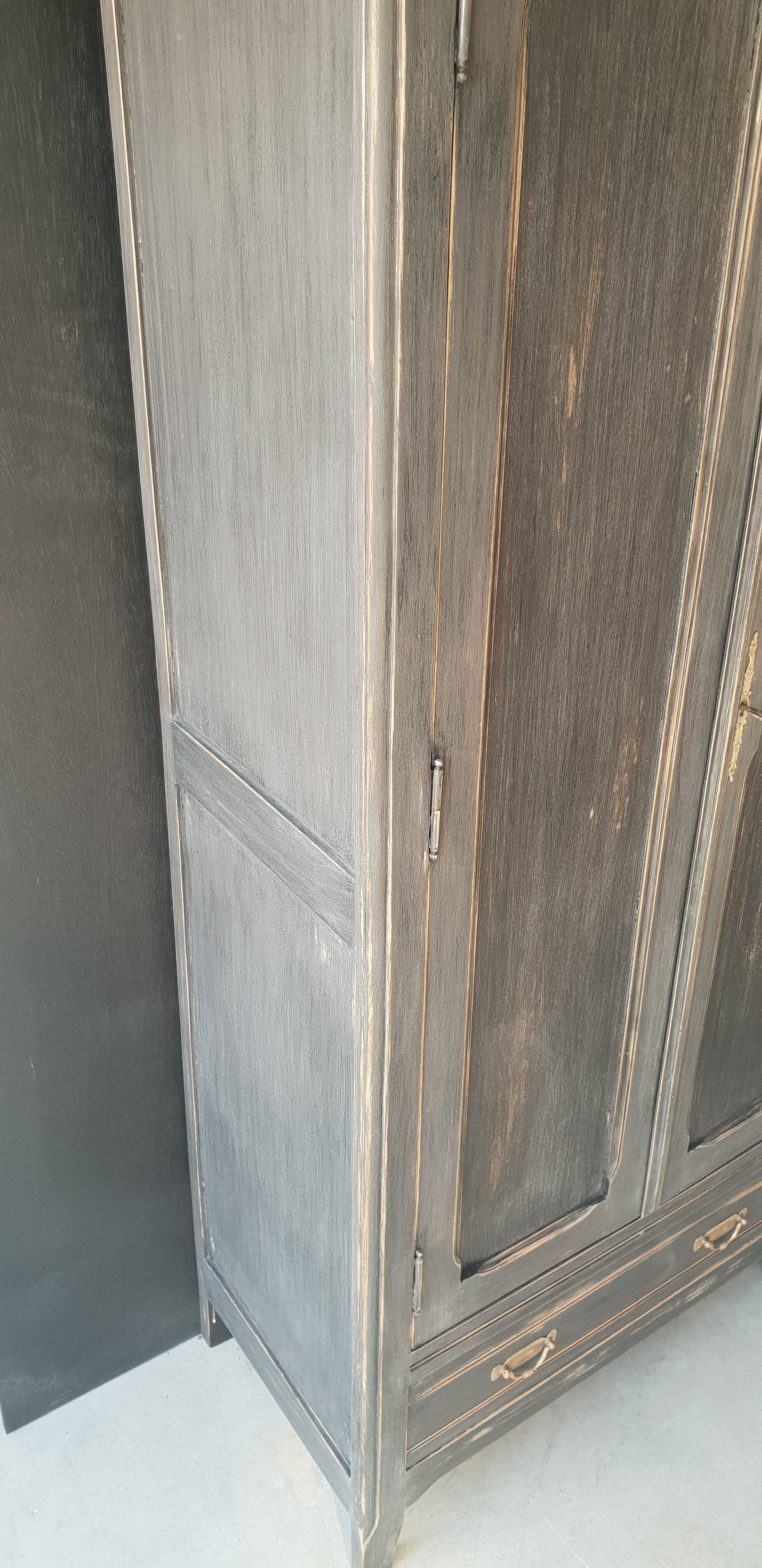 Armoire parisienne  vintage