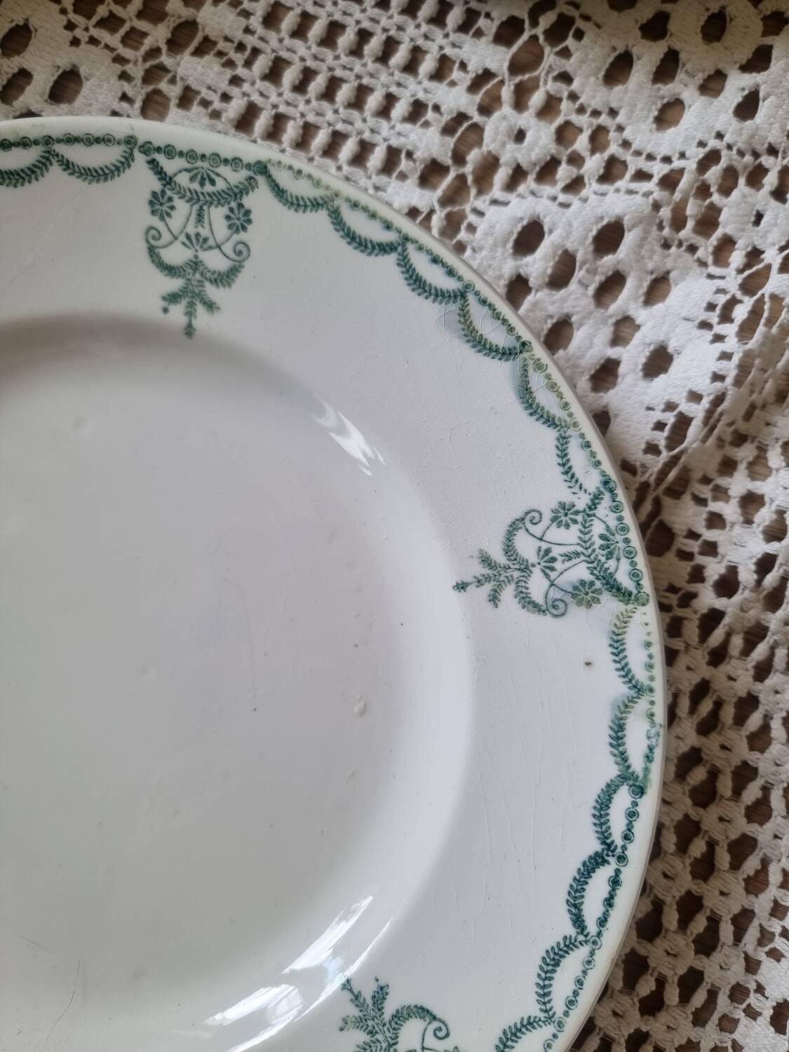 6 semi-deep ironstone plates