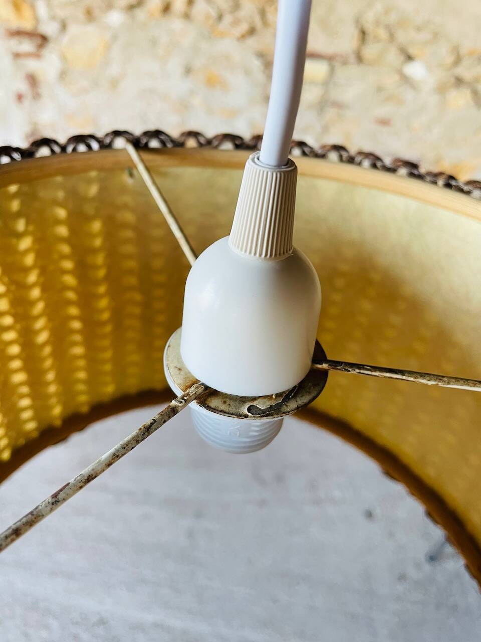 Vintage sisal / jonc de mer pendant light circa 1970's