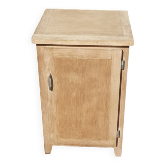 Side furniture table in solid wood aero-erased