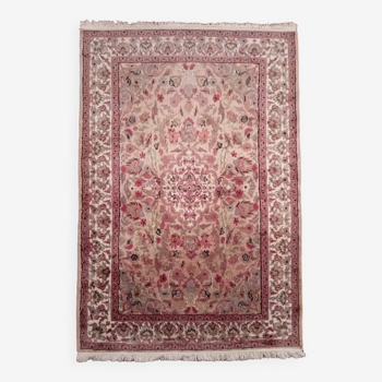 Handmade wool and silk Pakistani rug