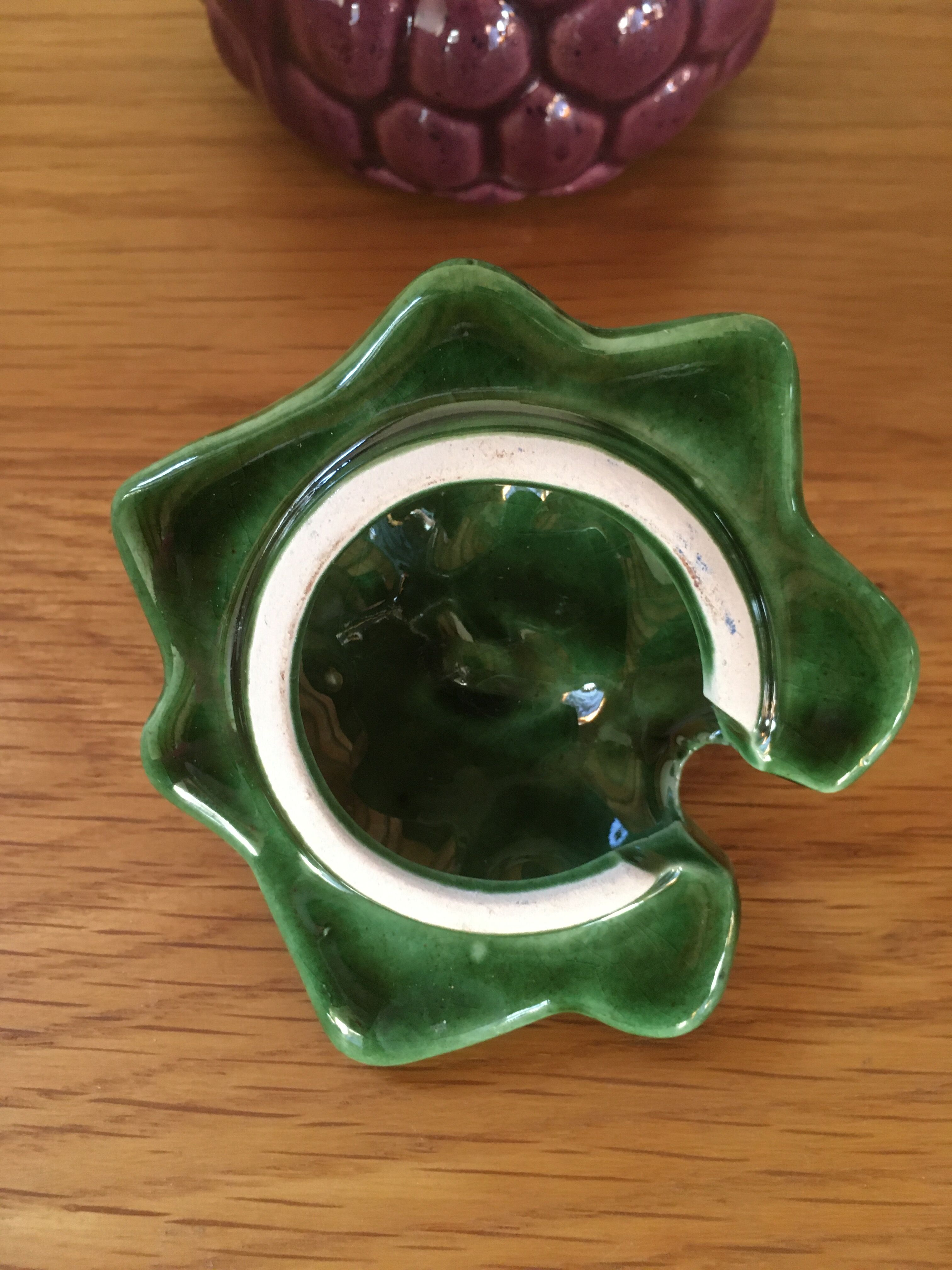 Blackberry jam jar in barbotine