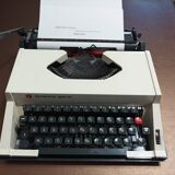 Machine à écrire Olympiette spécial