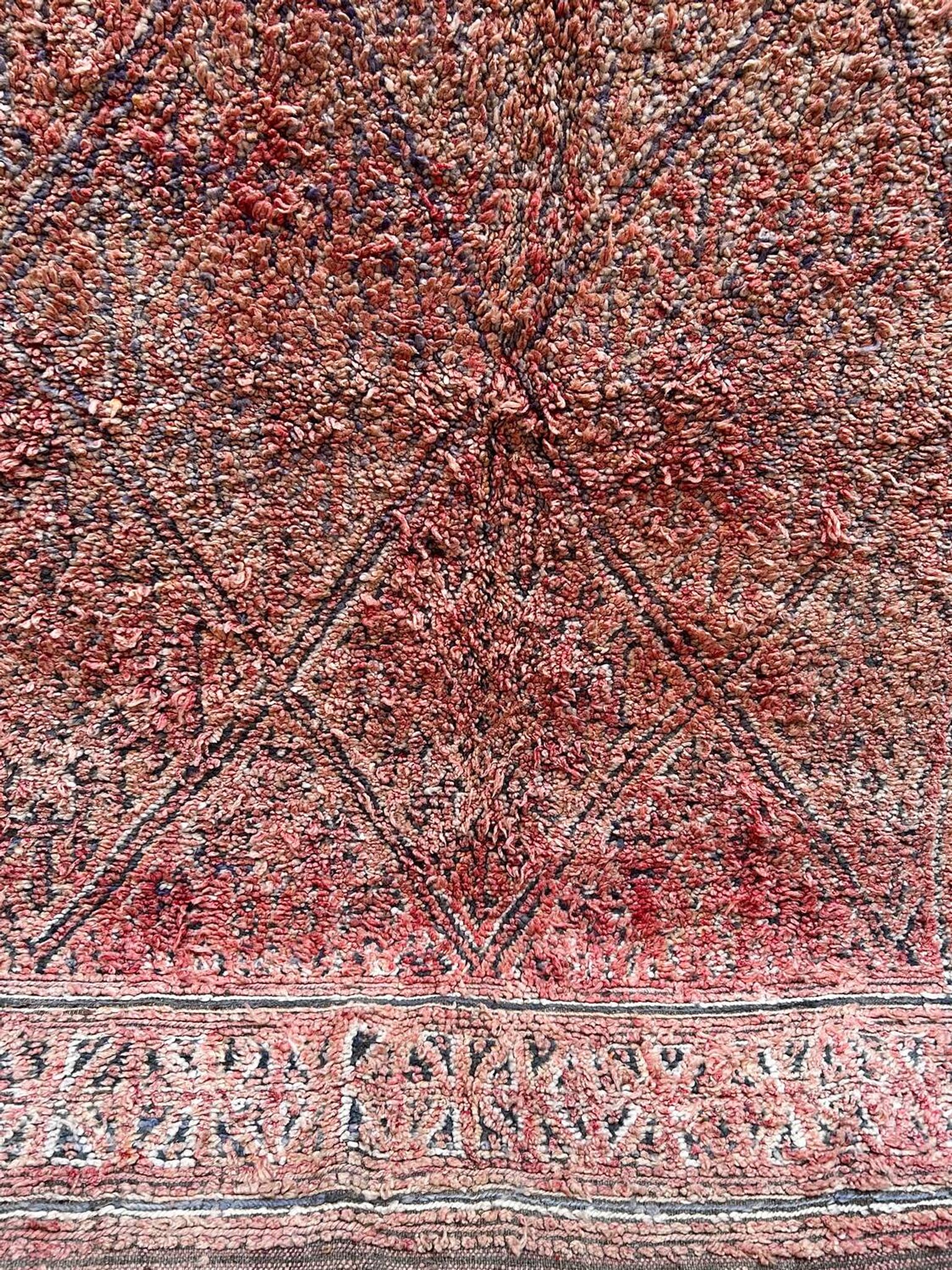 Vintage Beni Mguild rug 295x210