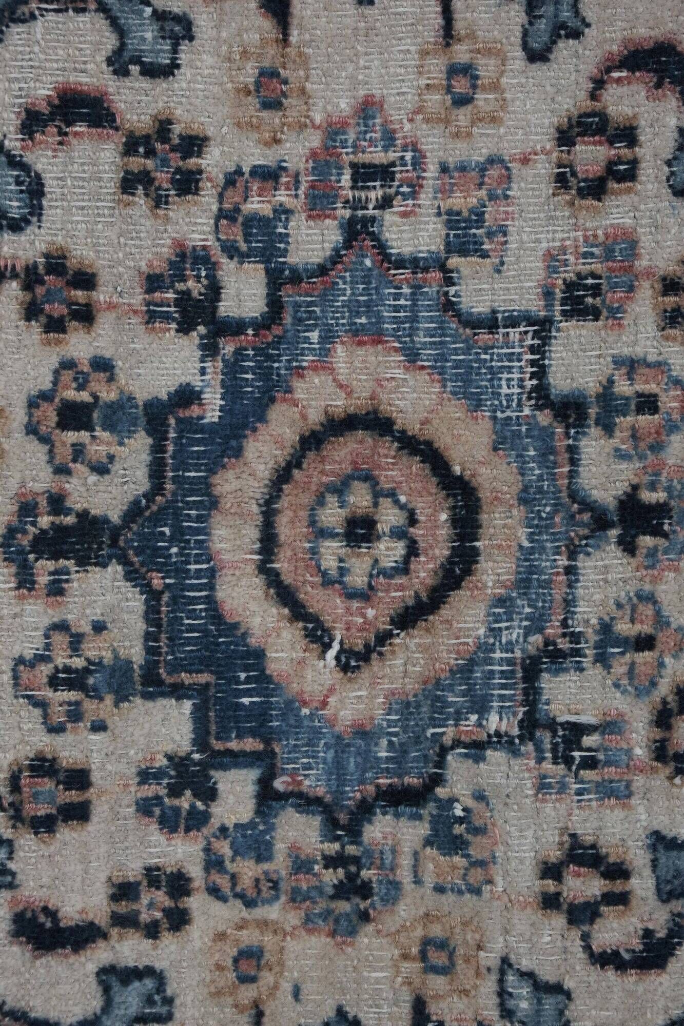 Vintage handmade Turkish rug 290x375 cm