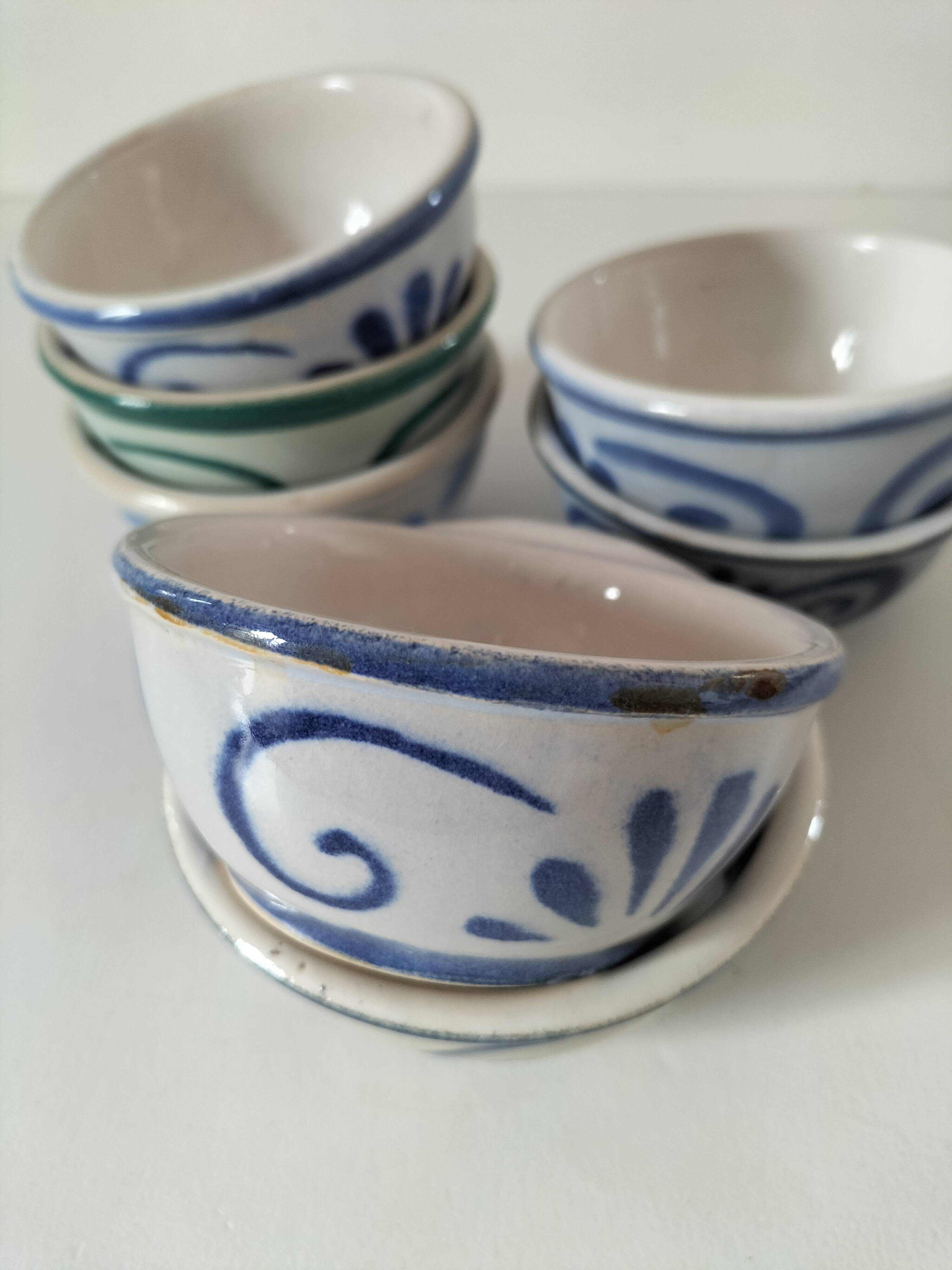 7 stoneware bowls with blue and green ocean-inspired decoration