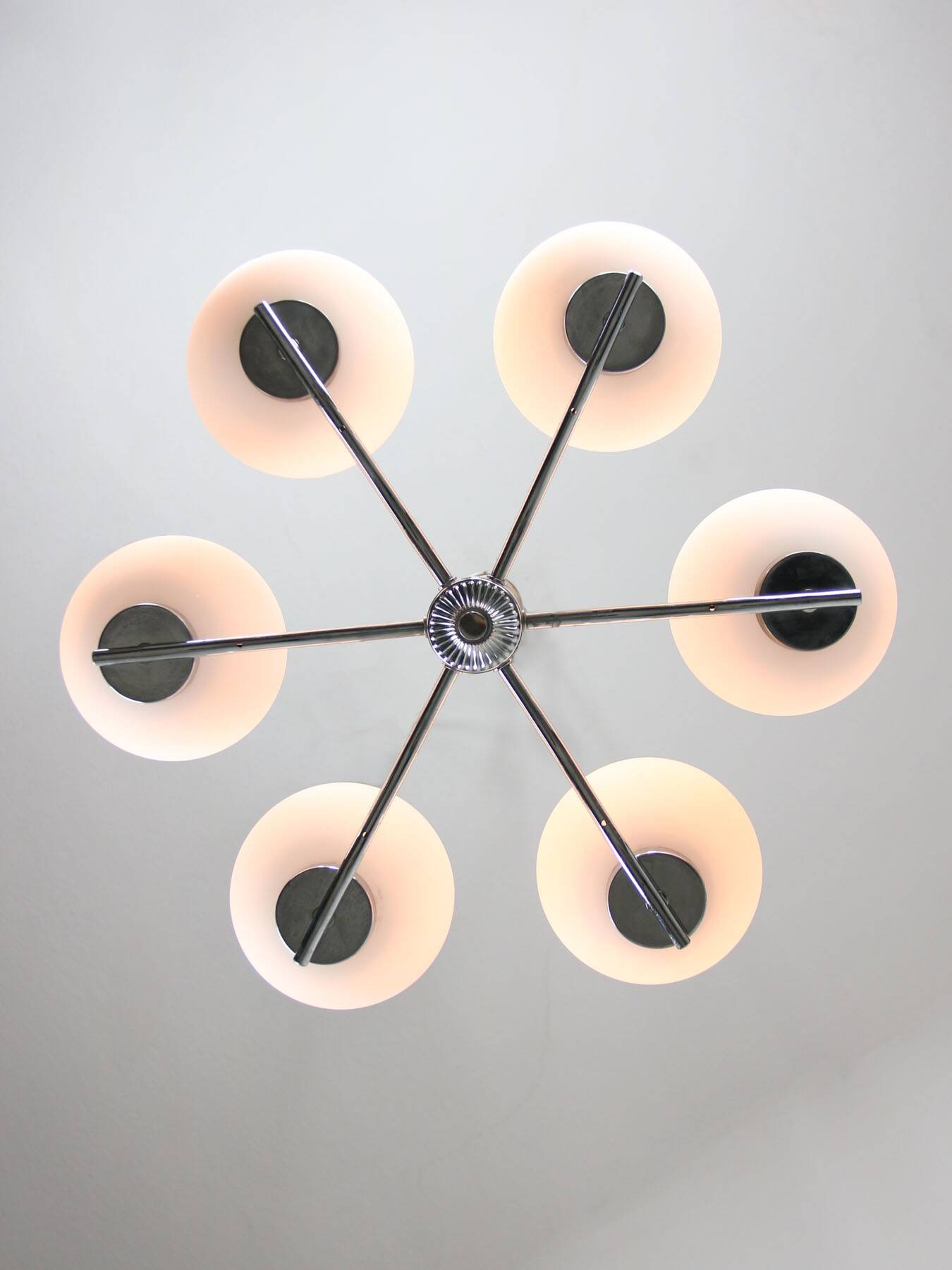 Lustre vintage en chrome et opaline, italie, 1970s