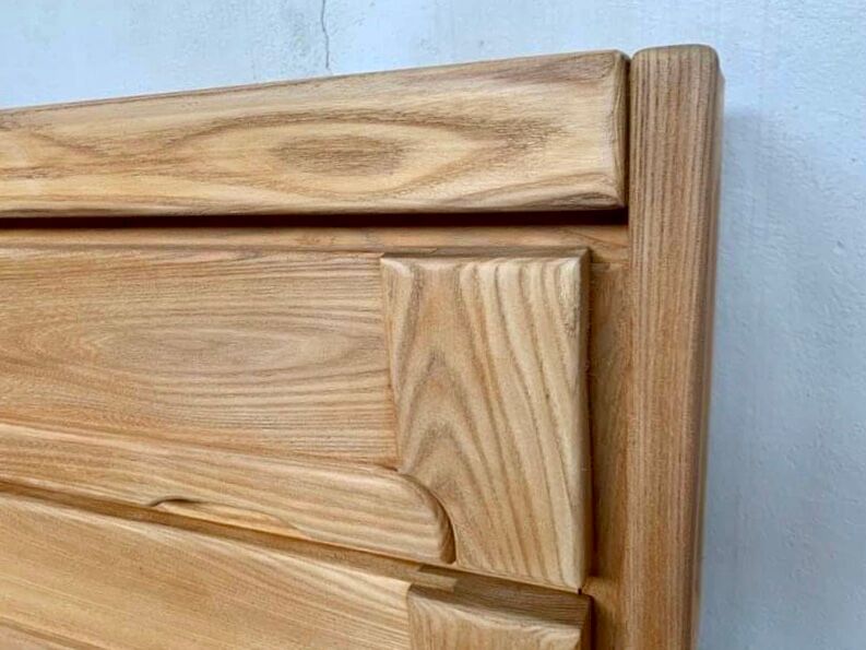 Modernist vintage chest of drawers in solid elm