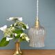 Suspension tulipe vintage en verre moulé transparent