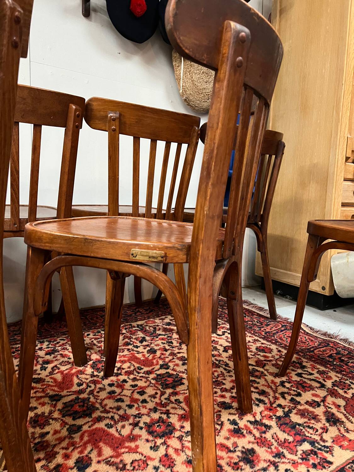 Anciennes chaises bistrot Baumann