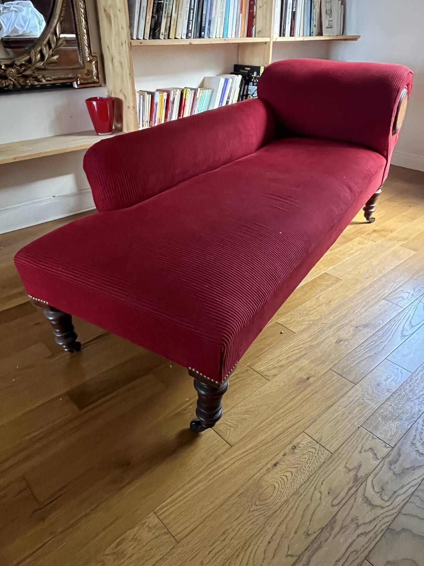 Méridienne rouge