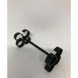 Metal knife holders