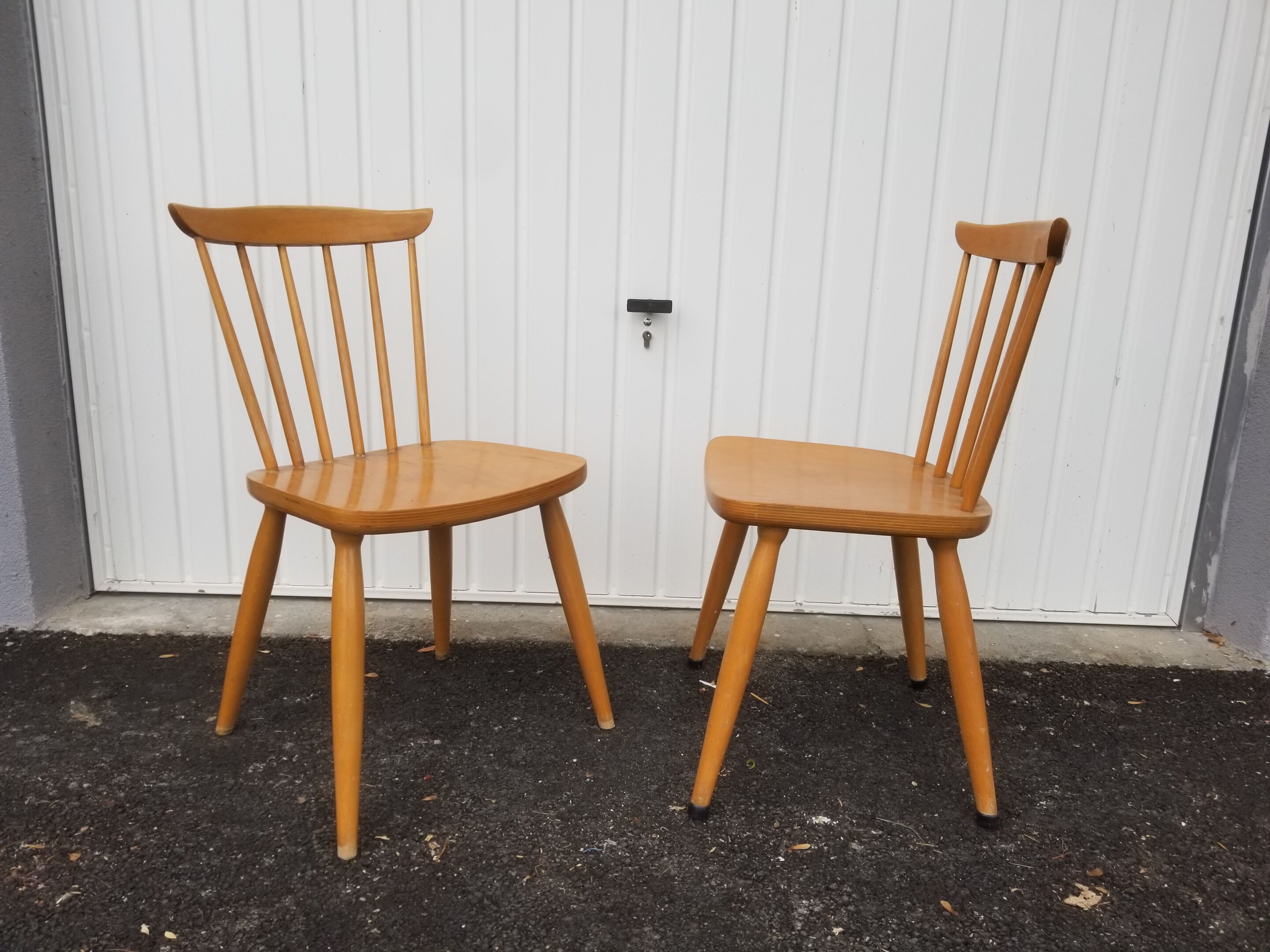 Pair of vintage Scandinavian chairs in solid beech