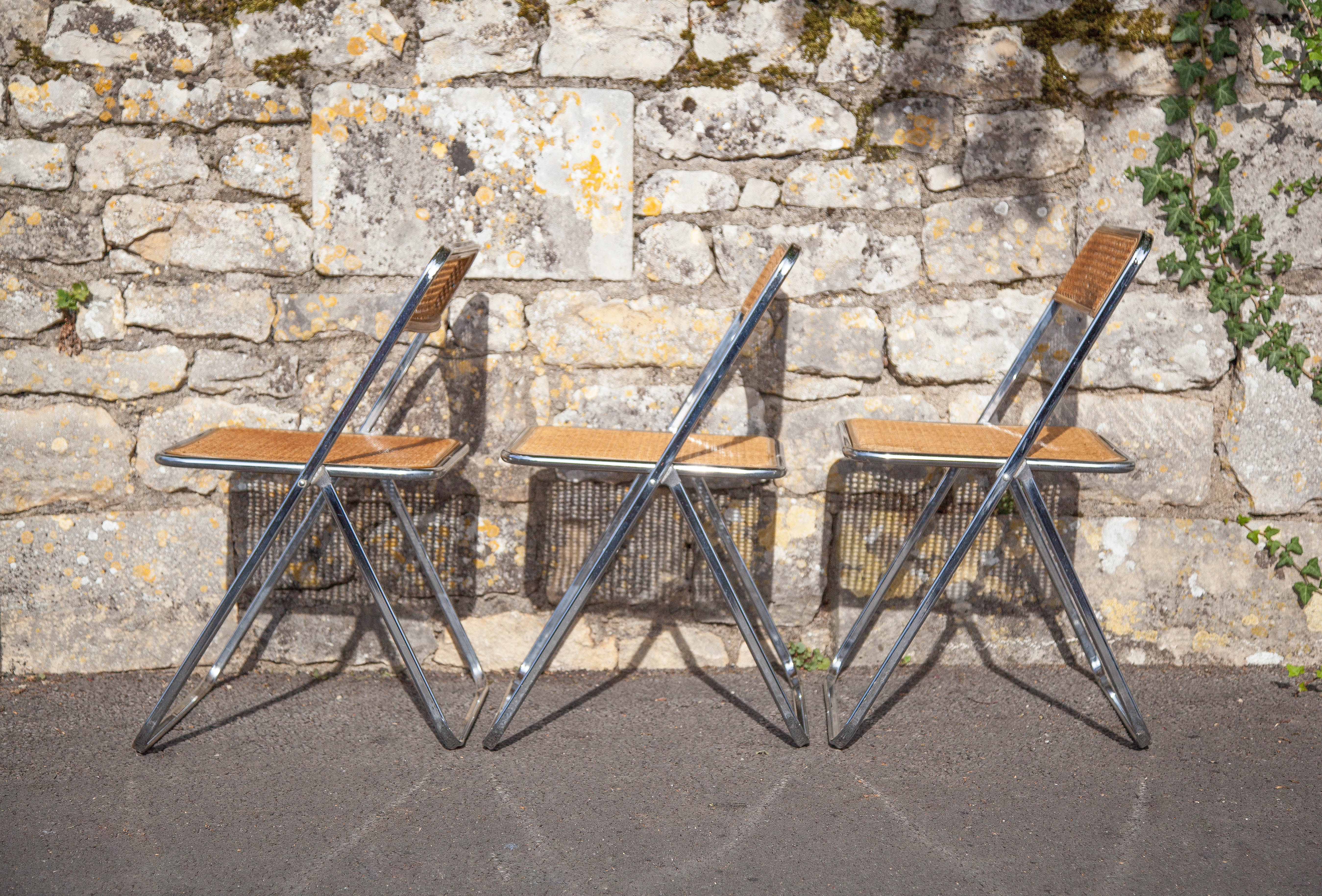 Set of 3 folding chairs in rattan and chromed metal, vintage chair, design, 60's