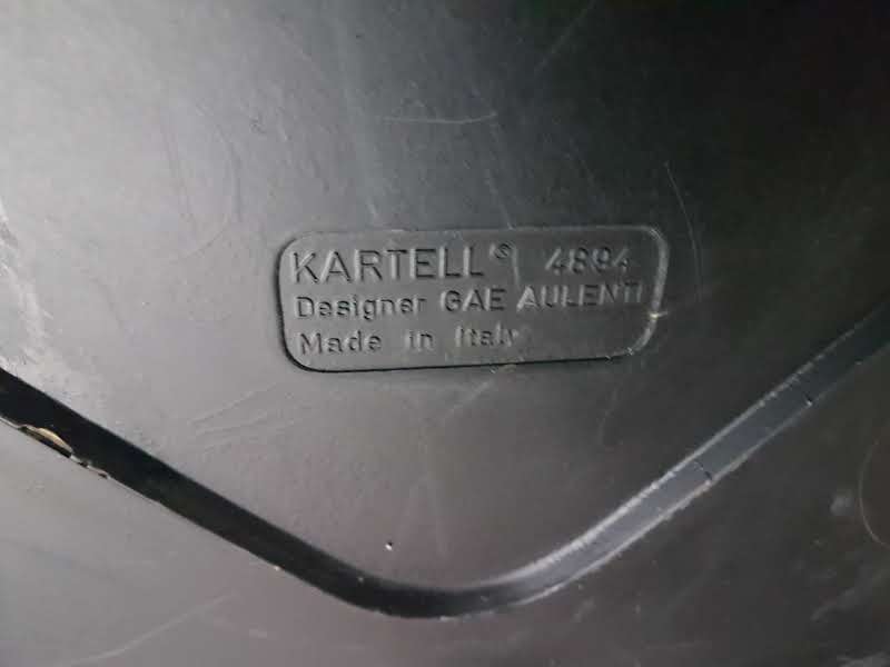 Gae Aulenti plastic black table
