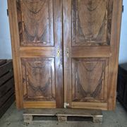 Pair of doors in walnut and walnut burl, 19th century.