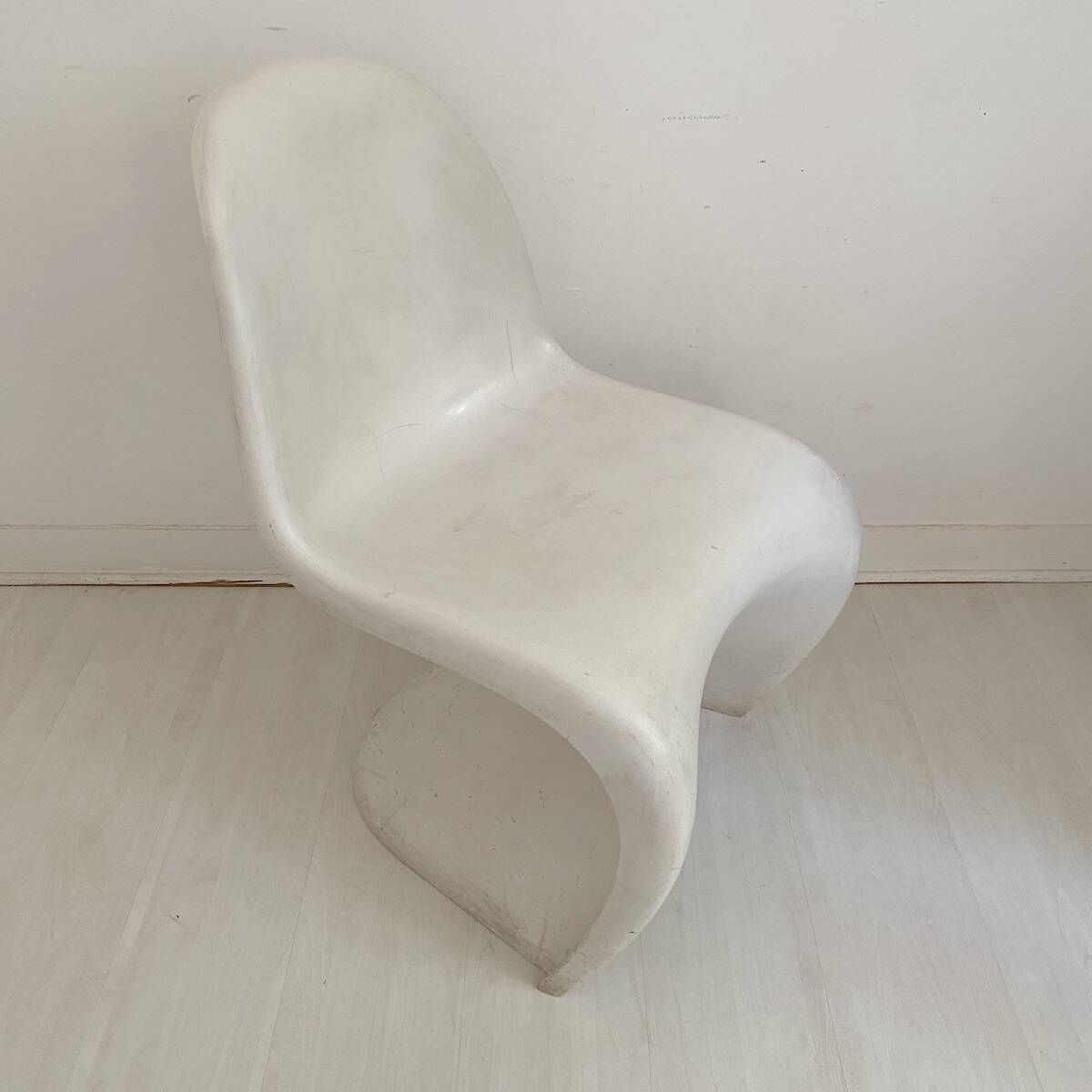 Panton S-Chair Design Verner Panton for Hermann Miller