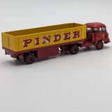SAVIEM JL20 et sa remorque Pinder 1/64ième