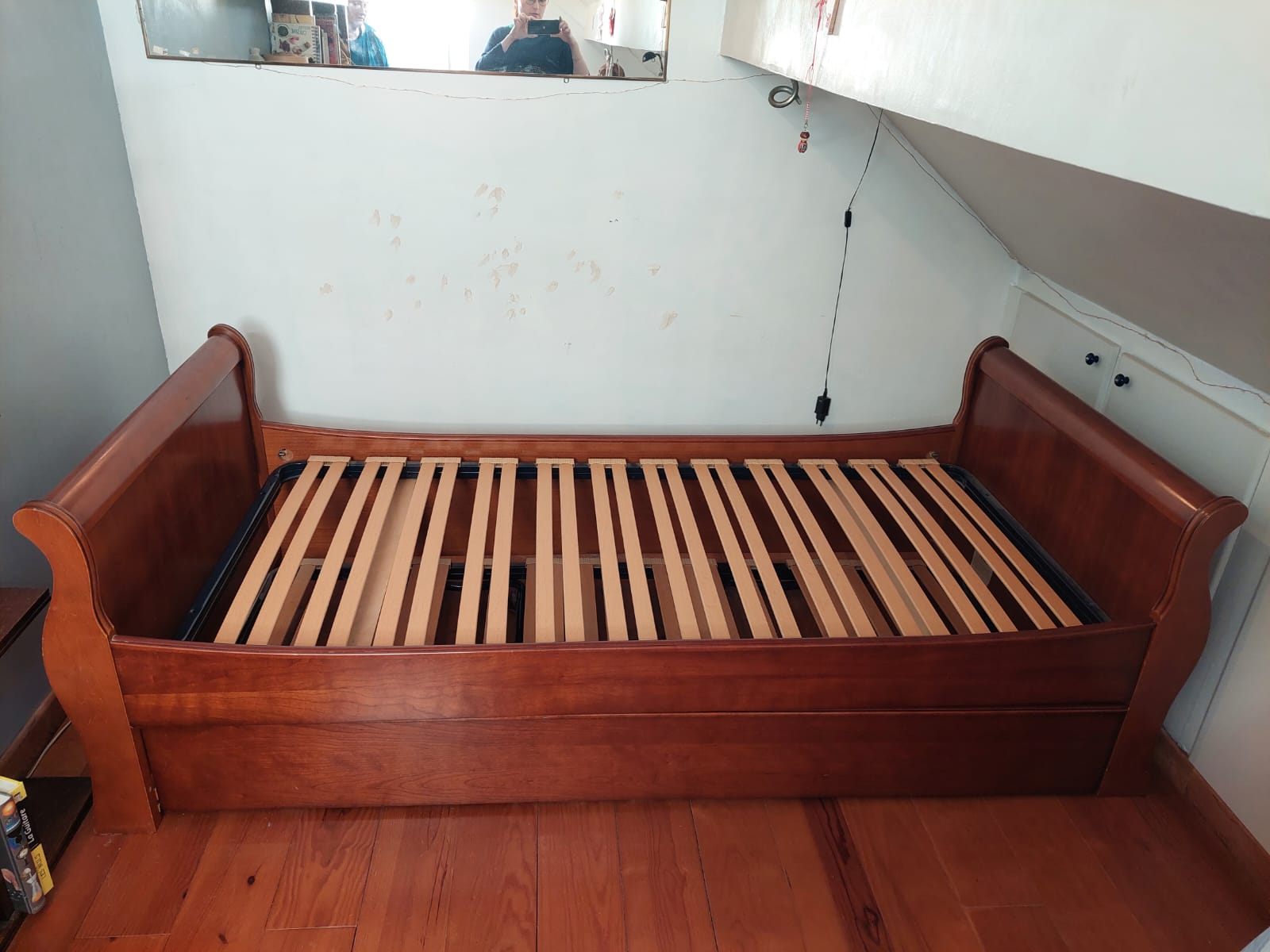 Napoleon III bench style pull-out bed (1 place)