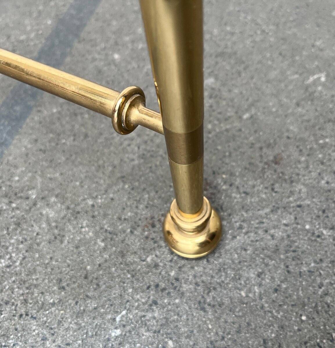 Mid-century Hollywood neoclassical brass and glass side or bedside tables attributed to Vereinigte Werkstätten, Germany, 1960s, set of 2.