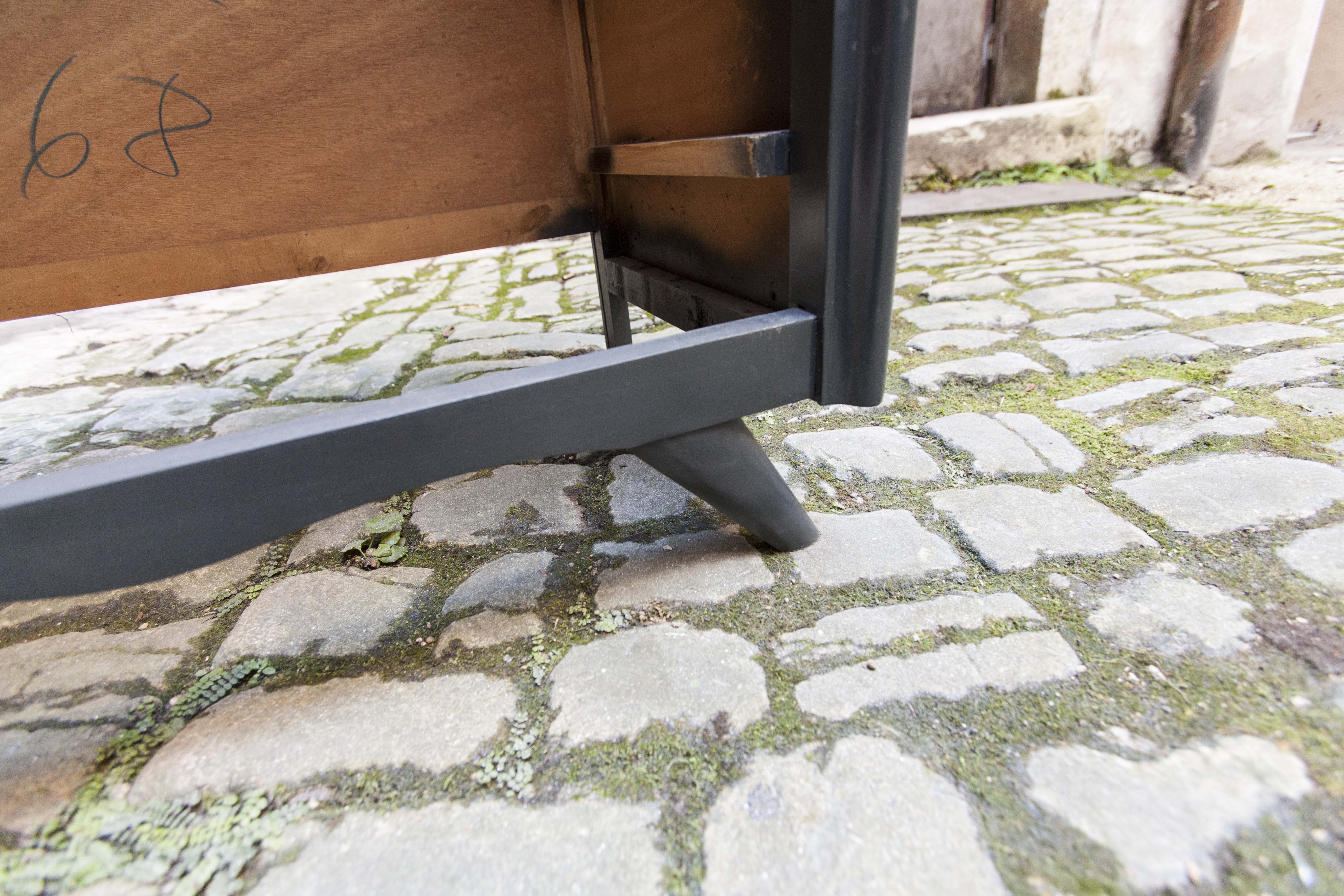 Commode années 30 relooké gris anthracite