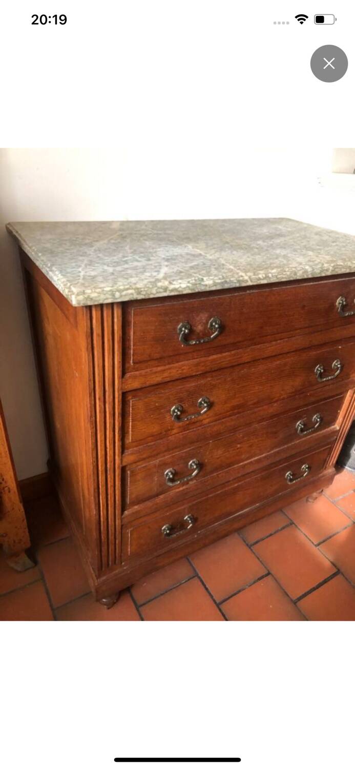 Chest of drawers with marble