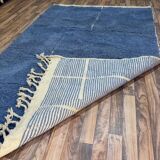 Handmade pure wool rug, size 2/3 m.