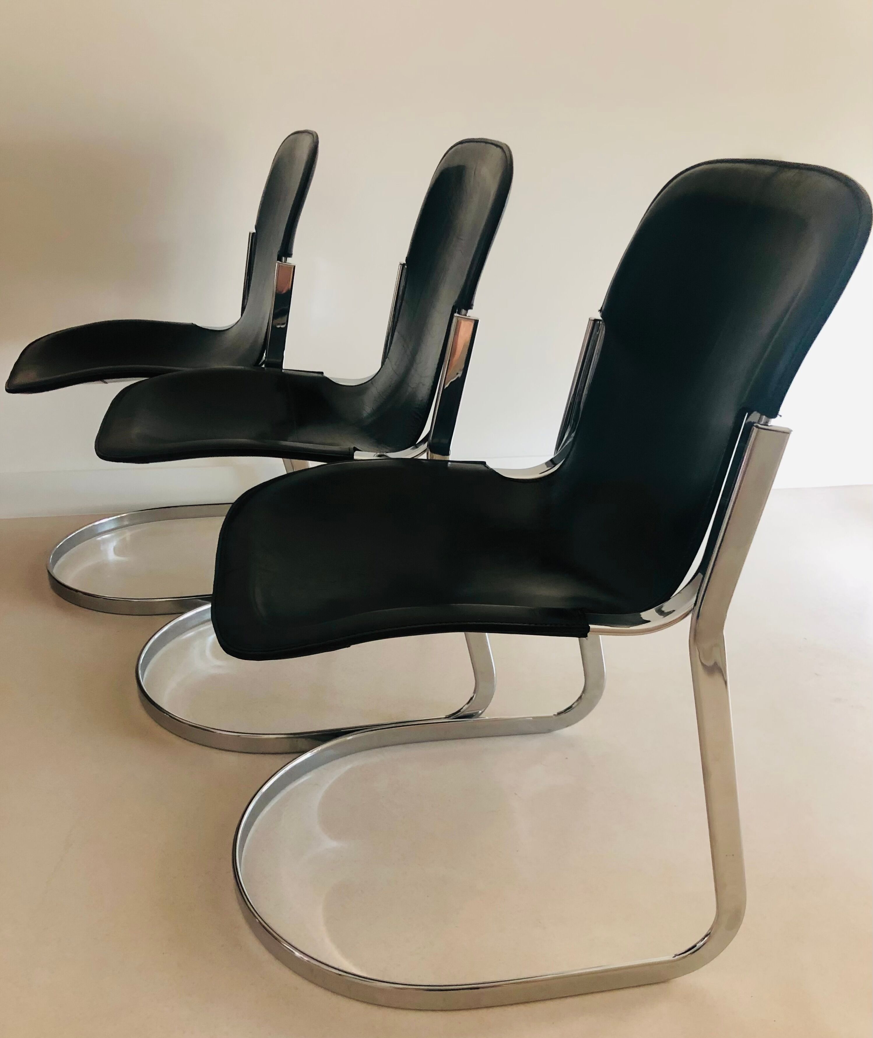 Black leather chair editions Cidue, Italy 70s