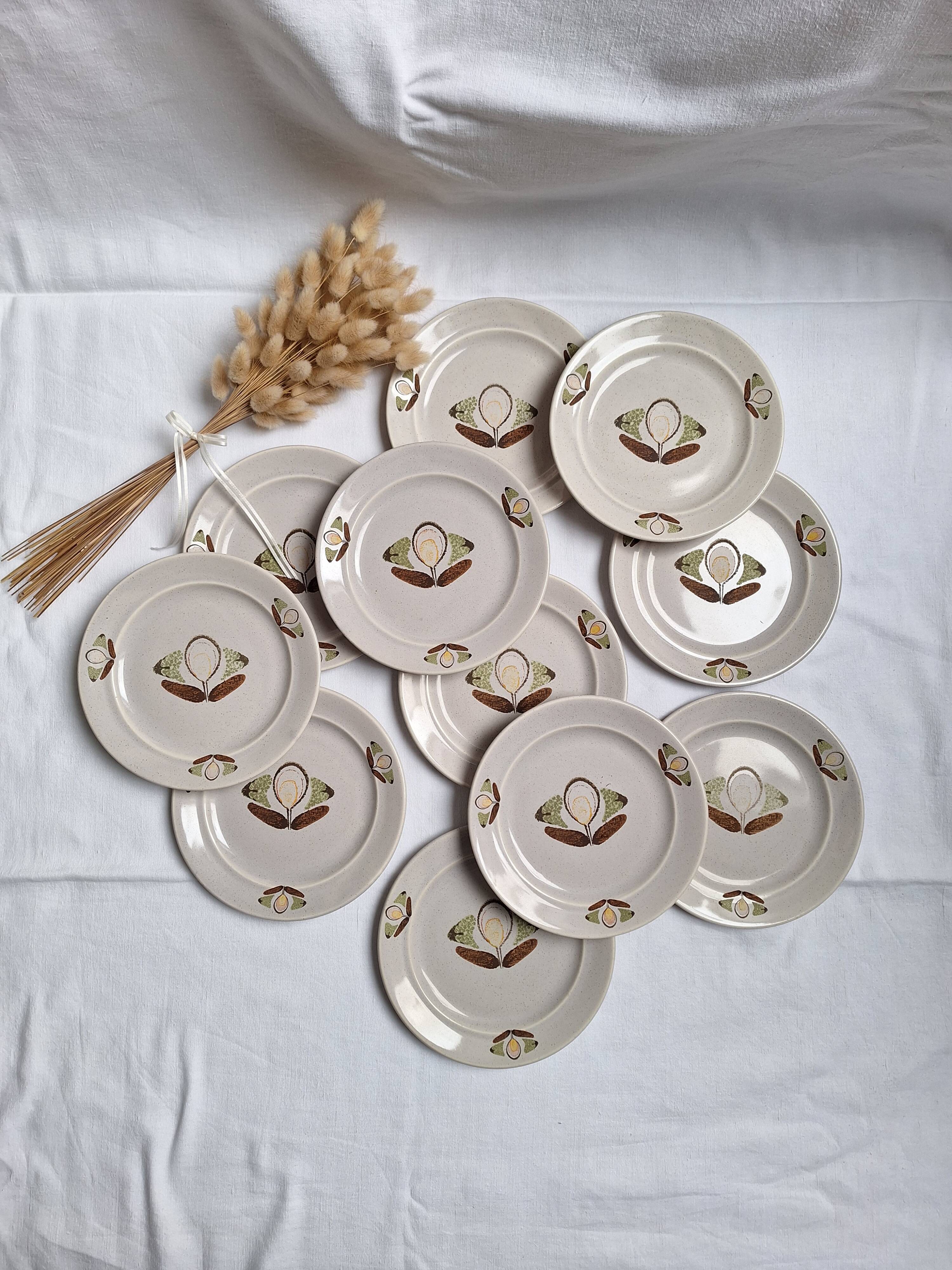 St Amand dessert plates 1970