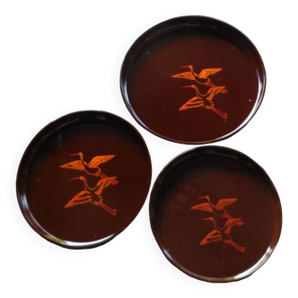 Set of 3 round plastic trays in Chinese lacquer style with crane bird motifs