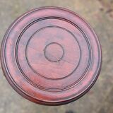 Tripod round pedestal table