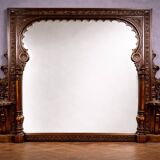 Monumental antique mirror in carved wood – Orientalist / Moorish style – late 19th century