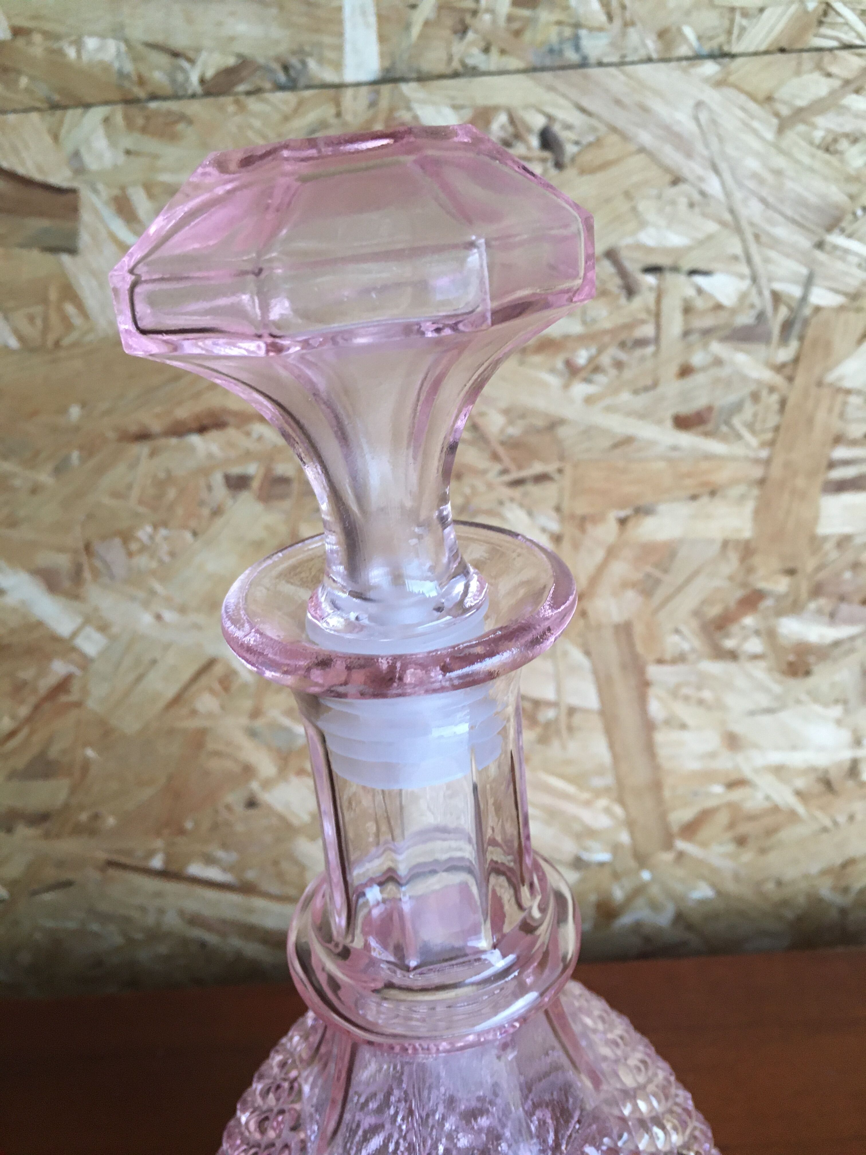 Diamond tip carafe