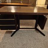 desk "Sistema" designed by Daciano da Costa