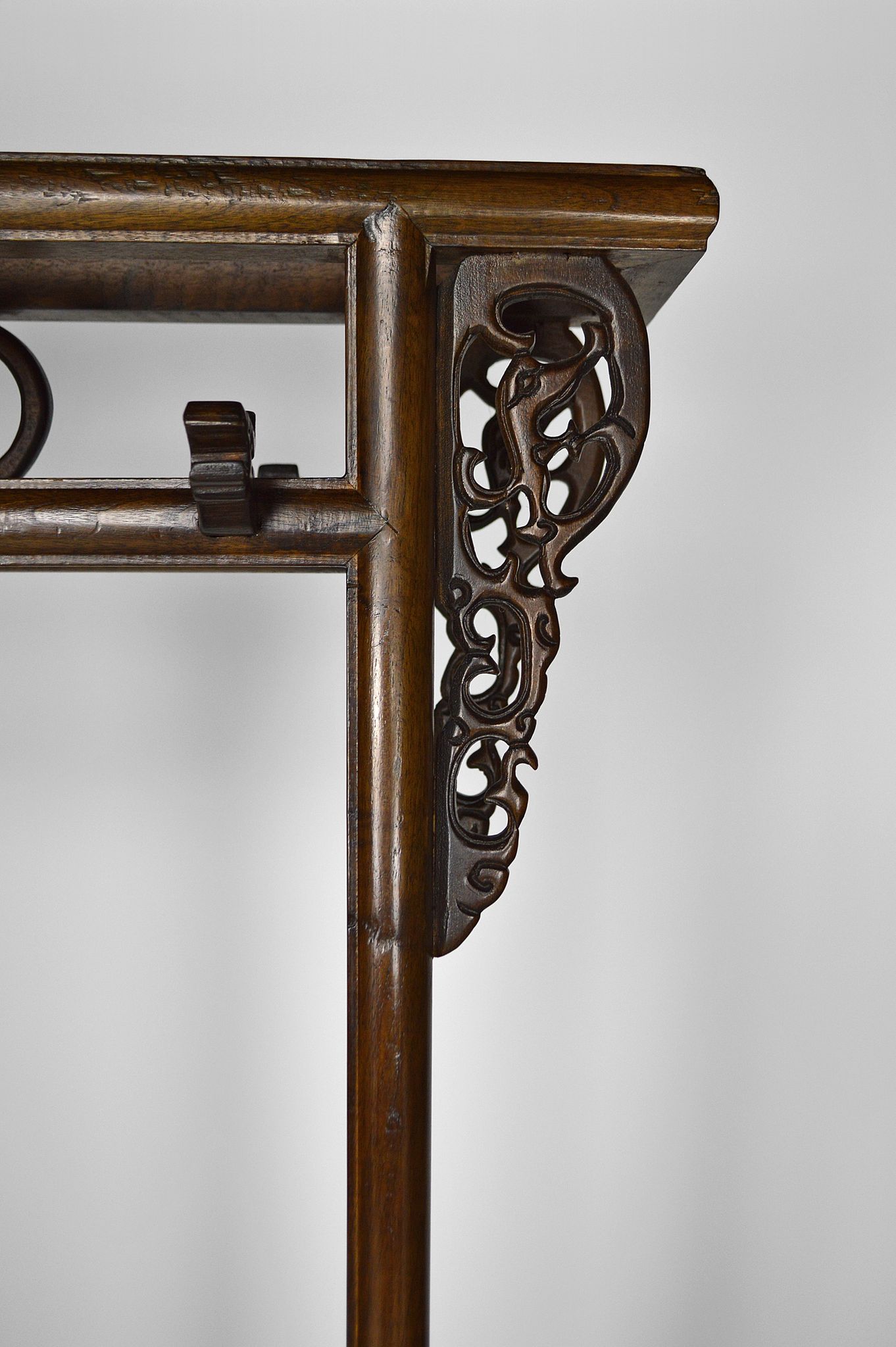 Wardrobe with Asian coat made of wood carved with dragons