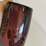 Vase en verre aux couleurs / nuances violettes, estimé danois et des années 1970-80.