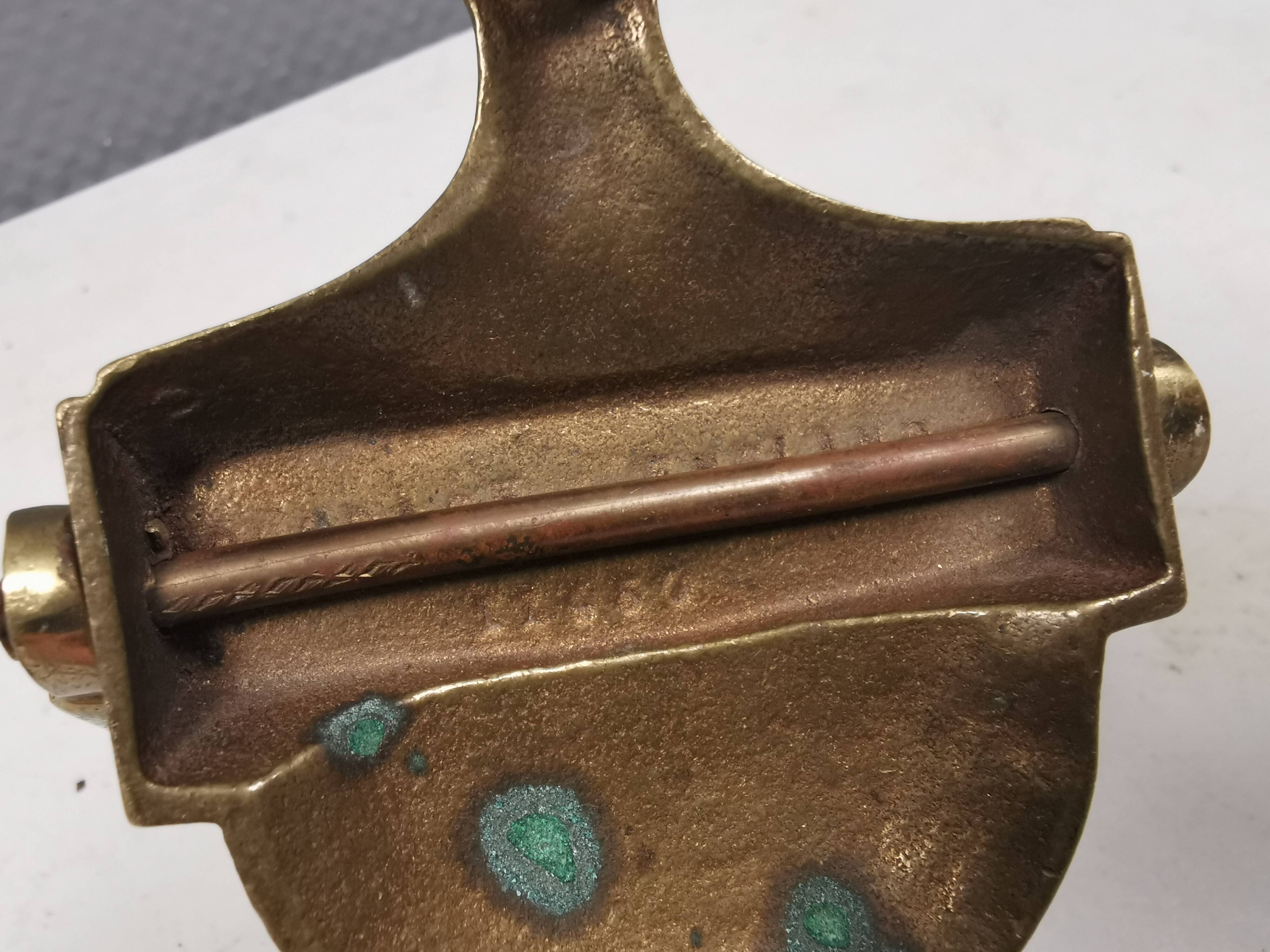 Old door hammer in solid brass. Estimated 1960s.