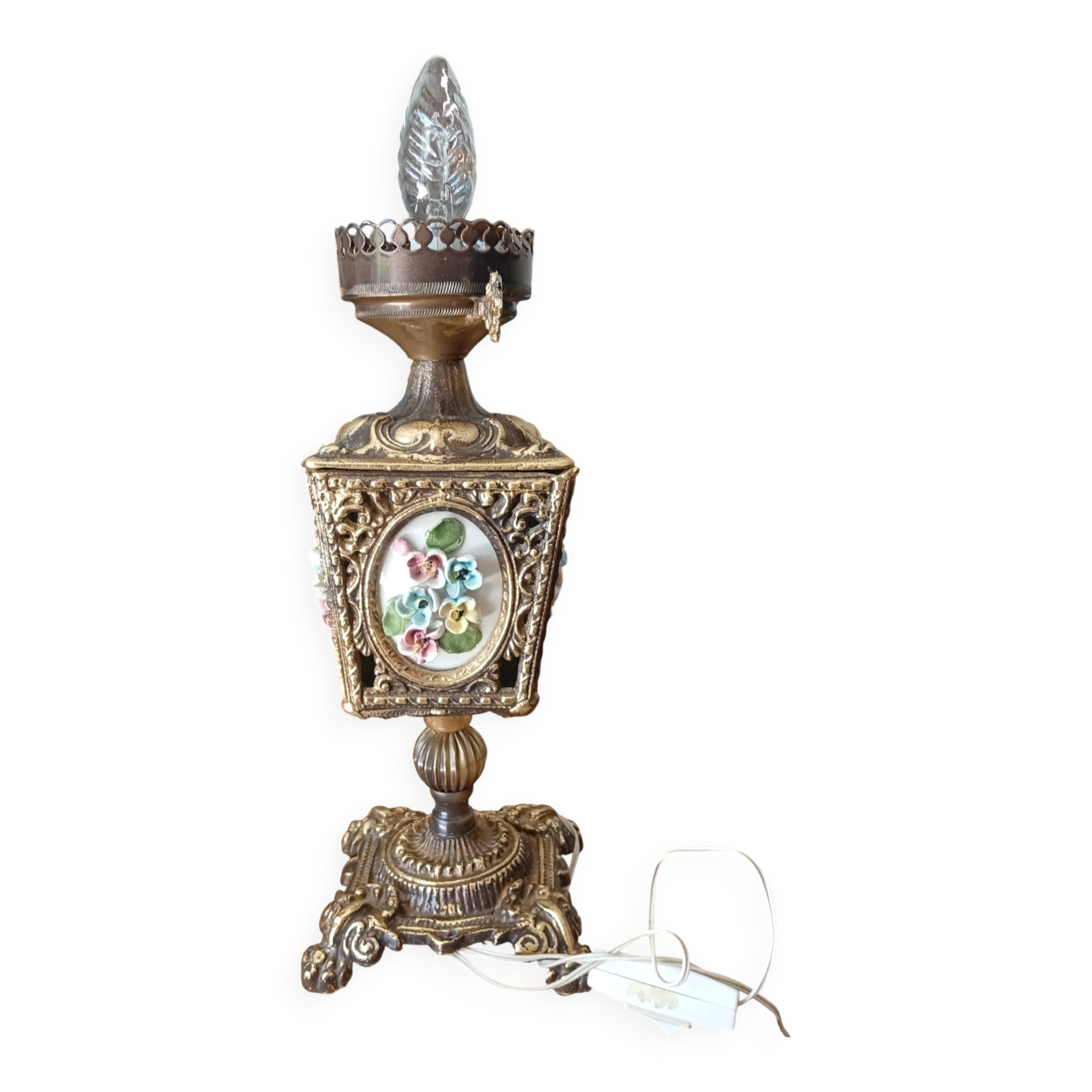 Pied de lampe