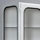 Armoire médicale vintage, années 1970