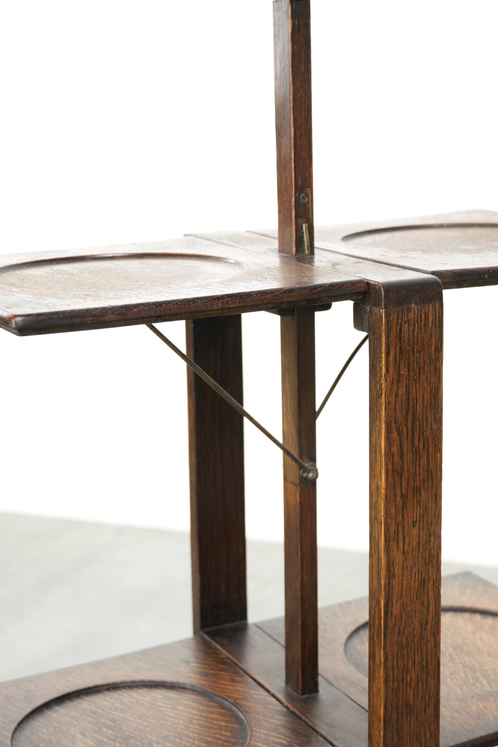 English side table made of oak from the late 19th / early 20th century