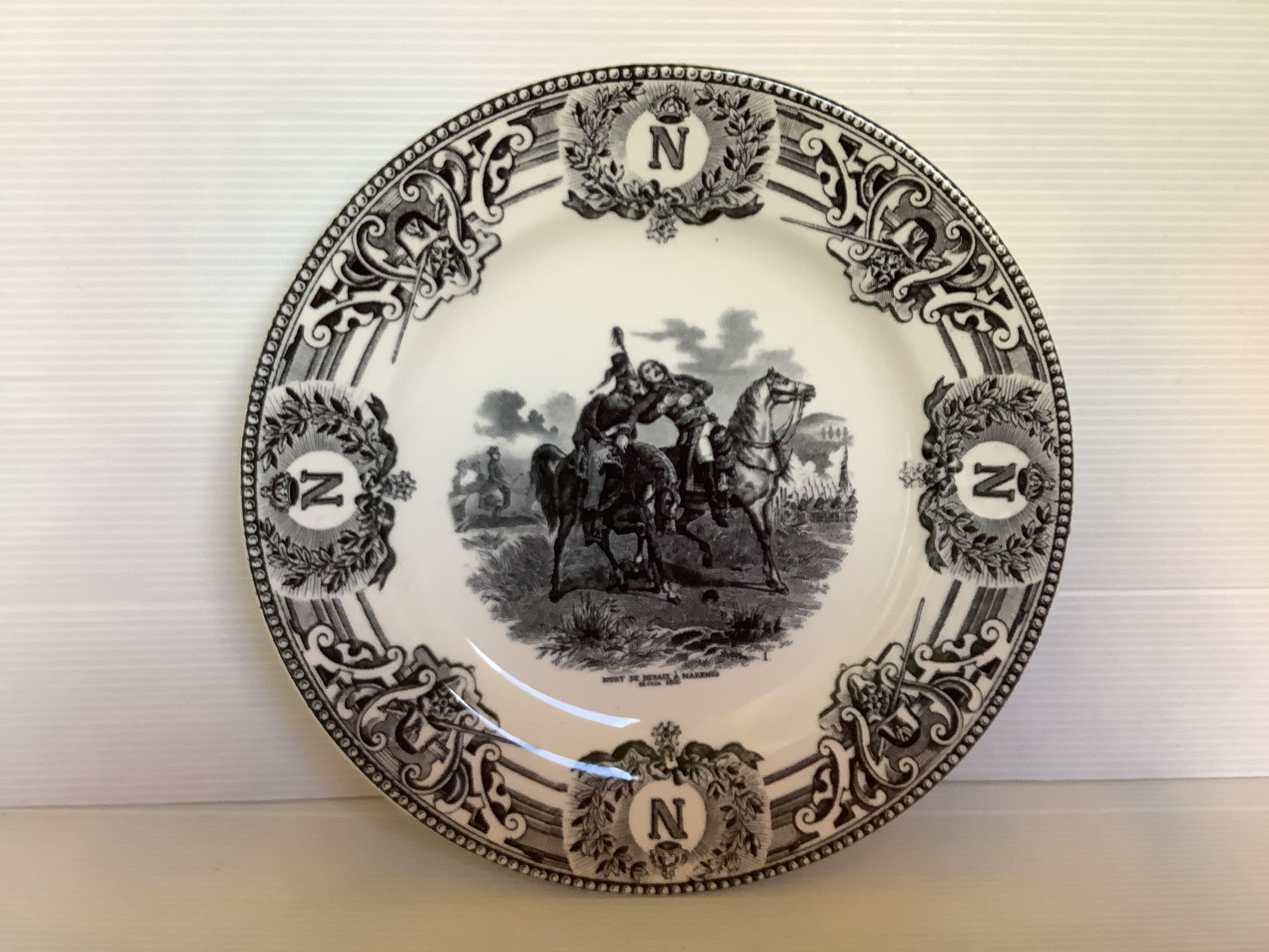 Pair plates Napoléon boch La Louvière Belgium