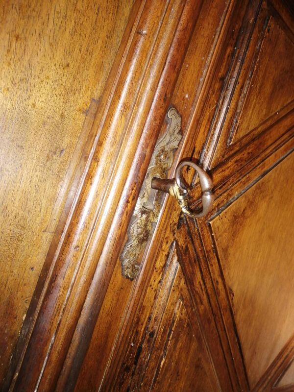 Buffet ancien 2 corps