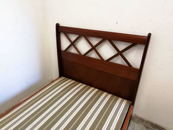 Lit style scandinave vintage