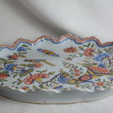 Flat earthenware of Rouen polychrome decoration cornucopia of plenty