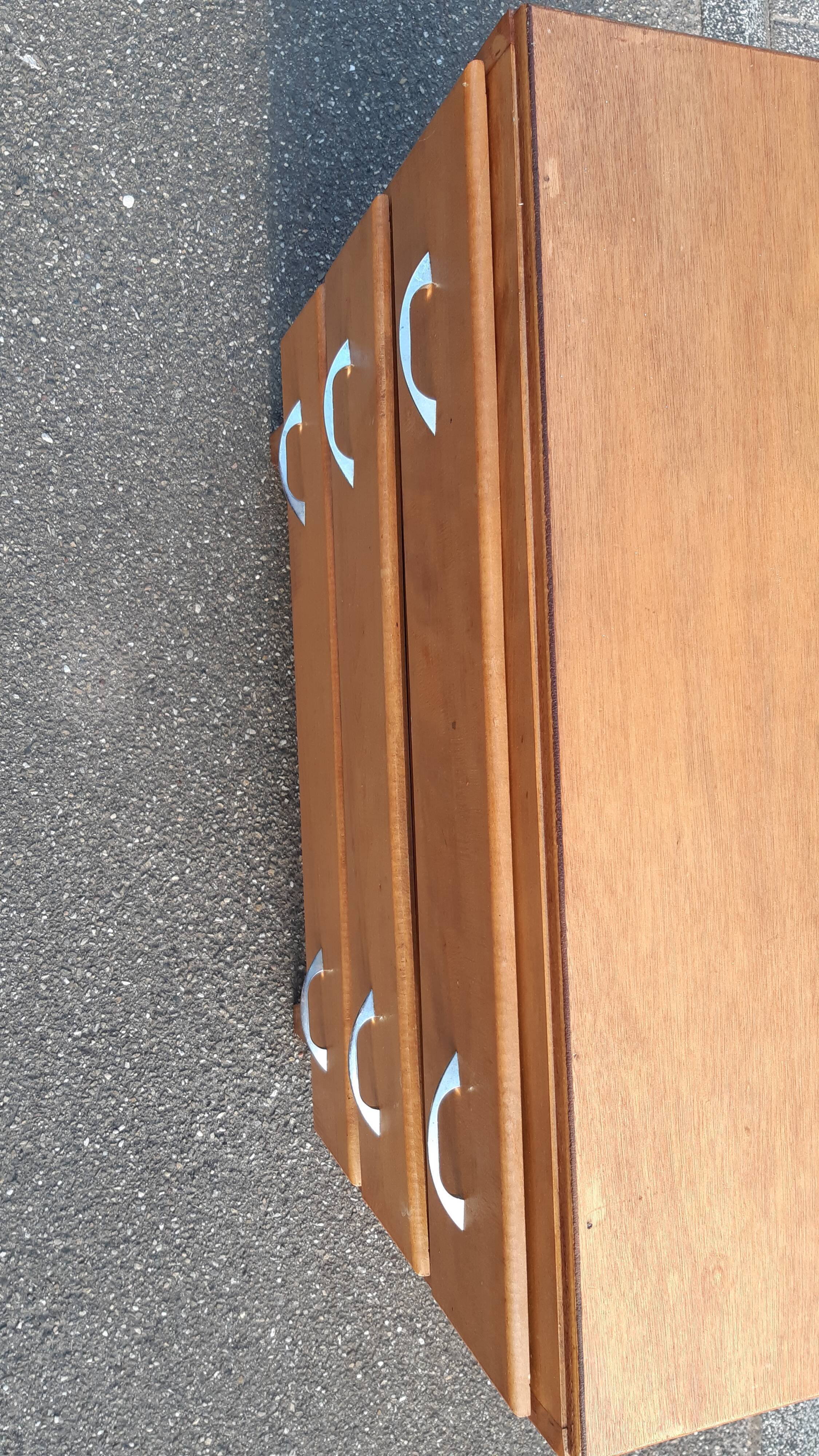 Vintage chest of drawers