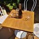 Table de bistrot pied tulipe et 3 chaises bistrot