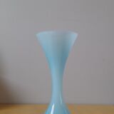 Blue opaline soliflore