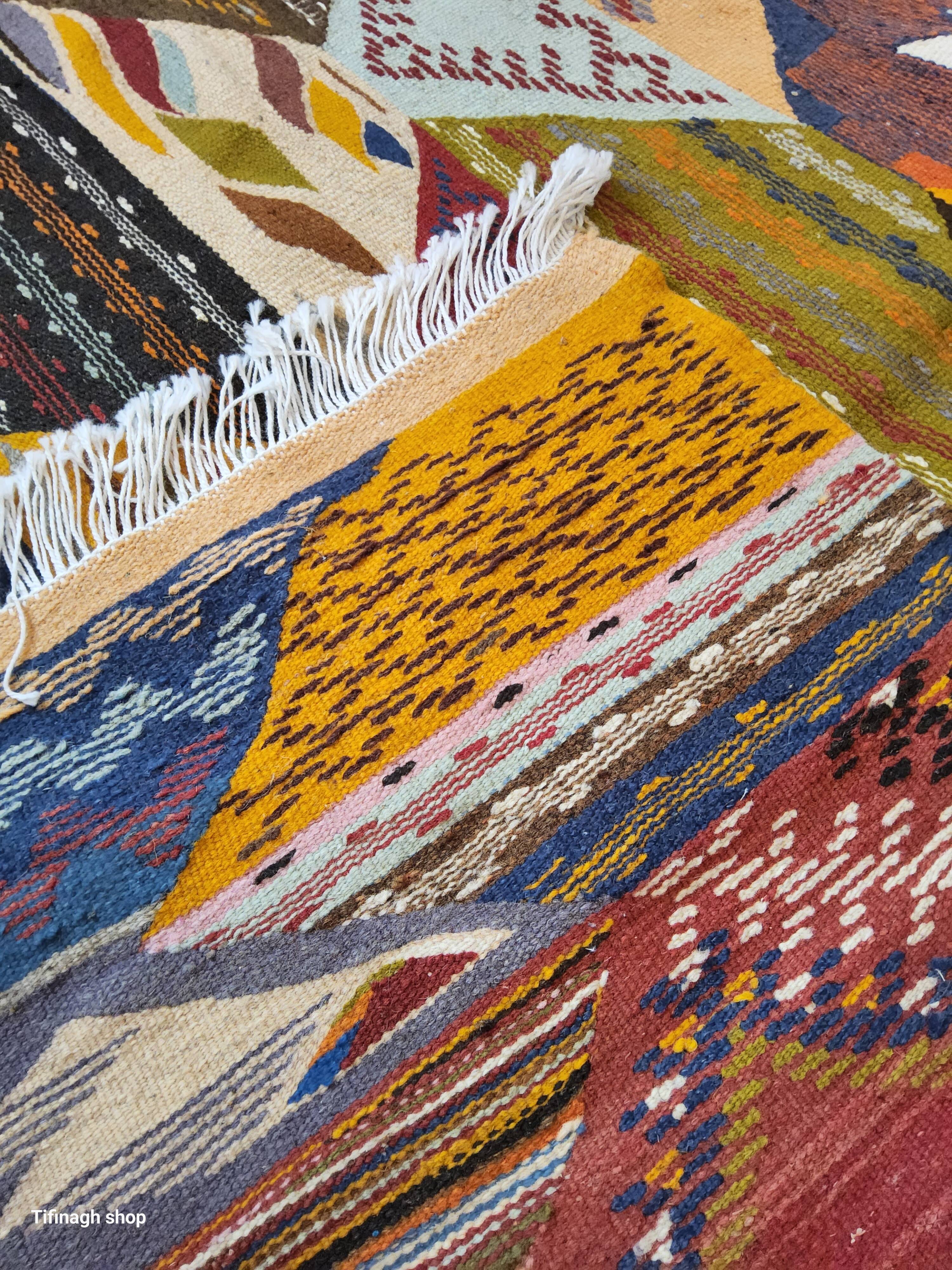 Berber kilim carpet of Taznakht